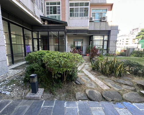 高雄苓雅區除草，高雄苓雅區割草, 高雄園藝公司, 高雄灌木修剪, 高雄草皮維護, 高雄庭園維護, 高雄園藝景觀工程, 高雄景觀保養, 高雄園藝設計